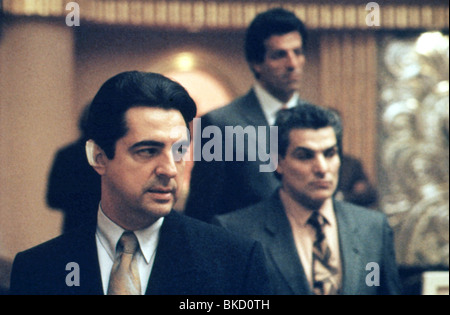 THE GODFATHER PART III (1990) THE GODFATHER 3 (ALT) JOE MANTEGNA GD3 020 Stock Photo