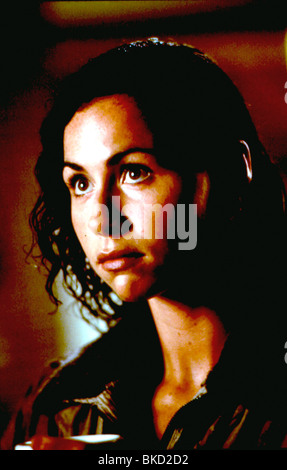 hard-rain-1998-minnie-driver-
