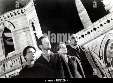 THE HAUNTING (1963) CLAIRE BLOOM, RUSS TAMBLYN, JULIE HARRIS, RICHARD JOHNSON HAUN 006P Stock Photo