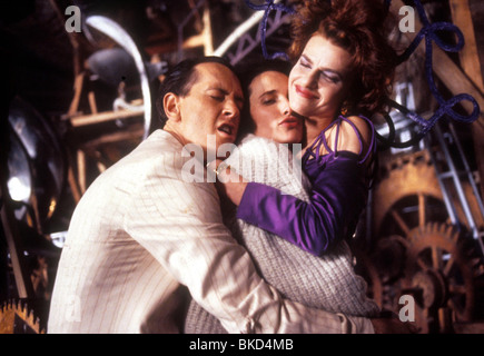 HUDSON HAWK (1991) RICHARD E GRANT, ANDIE MACDOWELL, SANDRA BERNHARD HHK 033 Stock Photo