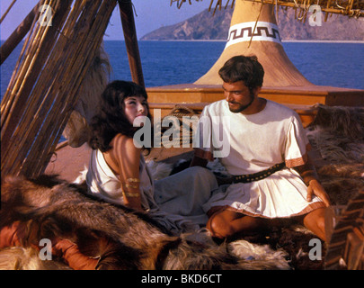 JASON AND THE ARGONAUTS (1963) NANCY KOVACK, TODD ARMSTRONG JASA 019 Stock Photo