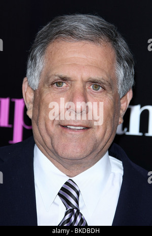 Les Moonves, president and CEO of CBS Corporation, poses with his wife ...