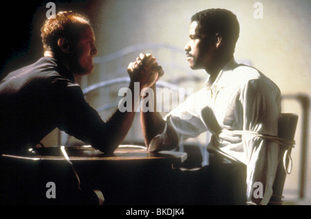 RICOCHET (1991) JOHN LITHGOW, DENZEL WASHINGTON RIC 008 Stock Photo