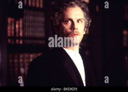 MARY REILLY (1995) JOHN MALKOVICH, JULIA ROBERTS MRYR 018 Stock Photo