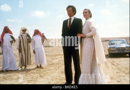 ROLLOVER (1981) KRIS KRISTOFFERSON, JANE FONDA ROL 004 Stock Photo