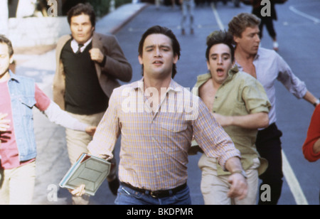 MOVING VIOLATIONS (1985) FRED WILLARD, JOHN MURRAY, BRIAN BACKER, BEN MITTLEMAN MOVV 001 Stock Photo