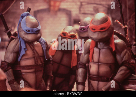 TEENAGE MUTANT NINJA TURTLES 2: THE SECRET OF THE OOZE (1991) TM2 007 Stock Photo