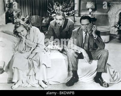 NOTHING SACRED (1937) CAROLE LOMBARD, WALTER CONNOLLY, FREDRIC MARCH NOTS 004P Stock Photo