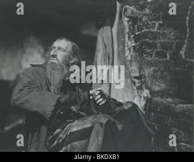 OLIVER TWIST (1948) ALEC GUINNESS OLVT 006P Stock Photo