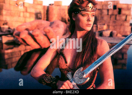 RED SONJA (1985) BRIGITTE NIELSEN, ARNOLD SCHWARZENEGGER RSN 005 Stock
