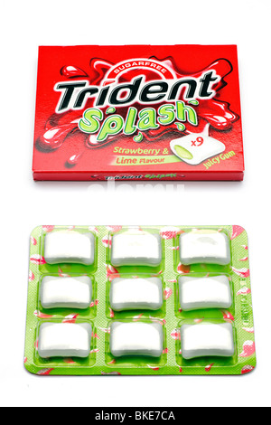 Red packet of nine Trident Splash strawberry and lime flavoured juicy chewing gum Stock Photo