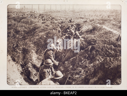 Belgian WWI infantry soldiers waiting in trenches to charge Germans in West Flanders during First World War One, Belgium Stock Photo