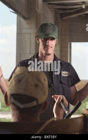 THE TEXAS CHAINSAW MASSACRE (2003) ERIC BALFOUR TEXM 001-10 Stock Photo