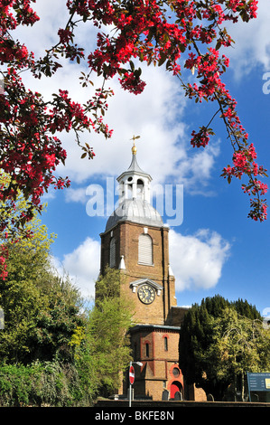 St.Marys church Sunbury on Thames Stock Photo
