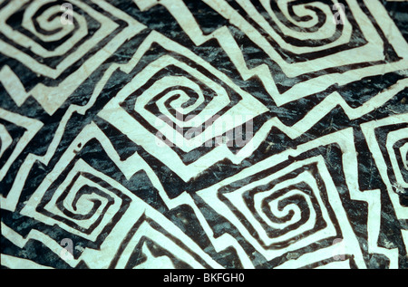 Black on white design of Anasazi pottery in museum, Grand Canyon National Park, Arizona, USA Stock Photo