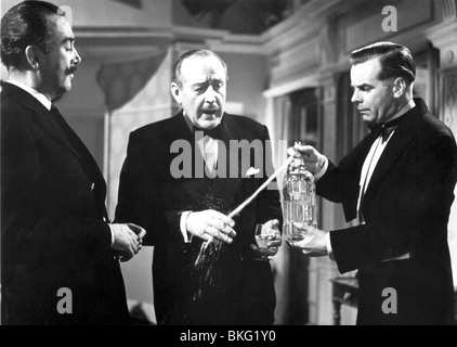 THE AMOROUS PRAWN (1962) THE AMOROUS MR PRAWN (ALT) DENNIS PRICE, CECIL PARKER, IAN CARMICHAEL, ANTHONY KIMMINS (DIR) APWN 002 P Stock Photo