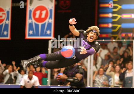 DODGEBALL (2004) DODGEBALL: A TRUE UNDERDOG STORY (ALT) BEN STILLER DGEB 001-005 Stock Photo