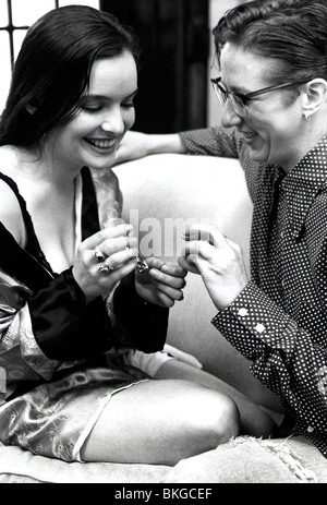 GO FISH (1994) GUINEVERE TURNER, V S BRODIE GOFH 006 P Stock Photo - Alamy