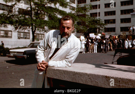 THE HOSPITAL (1971) GEORGE C SCOTT HOS 011 Stock Photo