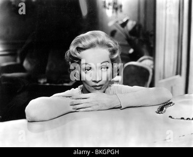 THE MONTE CARLO STORY (1956) MARLENE DIETRICH TMCS 003P Stock Photo