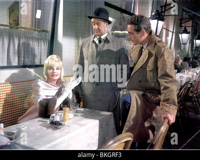 A NEW KIND OF LOVE (1963) JOANNE WOODWARD, GEORGE TOBIAS, PAUL NEWMAN NKOL 003 FOH Stock Photo