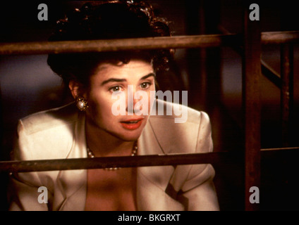 NOTHING BUT TROUBLE (1991) DEMI MOORE NBT 037 Stock Photo