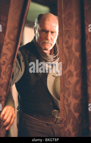 OPEN RANGE (2003) ROBERT DUVALL OPNR 002-10 Stock Photo