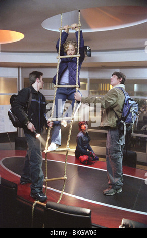 THE PERFECT SCORE (2004) CHRIS EVANS, ERIKA CHRISTENSEN, SCARLETT JOHANSSON, BRYAN GREENBERG PFSC 001-009 Stock Photo