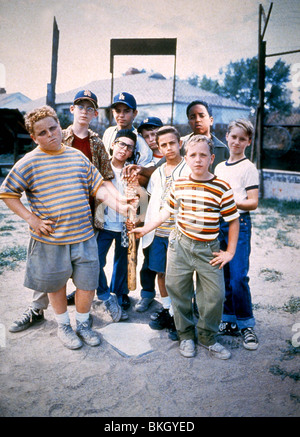 THE SANDLOT KIDS (1993) PATRICK RENNA, GRANT GELT, CHAUNCEY LEOPARDI, MIKE VITAR,VICTOR DIMATTIA, MARTY YORK, BRANDON ADAMS, Stock Photo