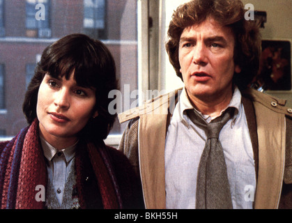 WOLFEN (1981) DIANE VENORA, ALBERT FINNEY WFEN 009FOH Stock Photo