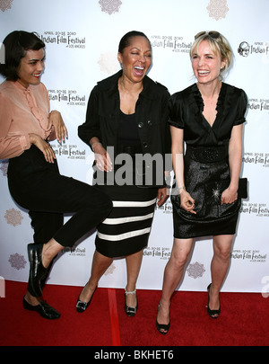 SHANNYN SOSSAMON DEBRA MARTIN CHASE 8TH ANNUAL INDIAN FILM FESTIVAL OF LOS ANGELES CLOSING NIGHT GALA AND SCREENING OF THE WAIT Stock Photo