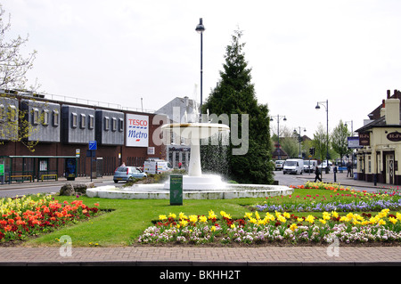 Turners Hill Fountain, Cheshunt, Hertfordshire, England, United Kingdom Stock Photo