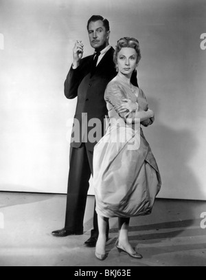 THE BAT (1959) VINCENT PRICE, AGNES MOOREHEAD TBAT 002P Stock Photo