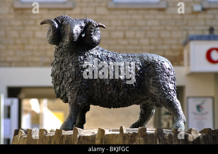 Ram sculpture in Woolmarket, Cirencester, Gloucestershire, England, UK Stock Photo