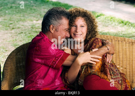 MEET THE FOCKERS (2004) DUSTIN HOFFMAN, BARBRA STREISAND MTHF 001-30 Stock Photo