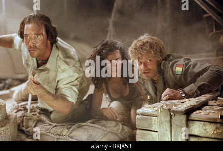 SAHARA (2005) MATTHEW MCCONAUGHEY, PENELOPE CRUZ, STEVE ZAHN SAHR 001-17 Stock Photo