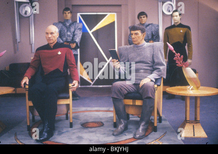 STAR TREK: THE NEXT GENERATION (TV) PATRICK STEWART, LEONARD NIMOY, BRENT SPINER STN 101 Stock Photo