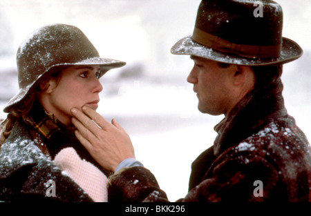 WINTER PEOPLE (1989) KELLY MCGILLIS, KURT RUSSELL WPEO 002 Stock Photo