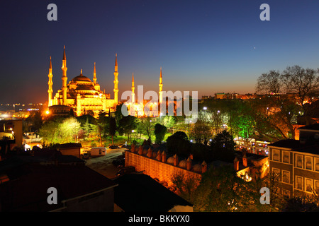 Night top view over Sultan Ahmed Mosque or Blue Mosque, Sultanahmet ...