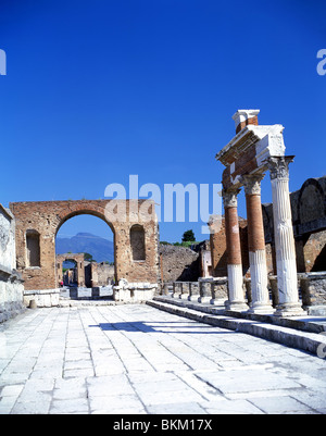 View of Celebratory Arch showing Mount Vesuvius, Ancient City of Pompeii, Pompei, Metropolitan City of Naples, Campania Region, Italy Stock Photo