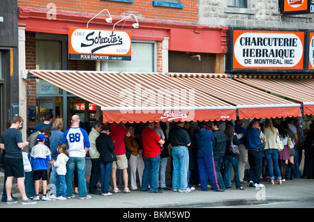 Popular Schwartz restaurant on boulevard Saint Laurent Montreal Stock Photo