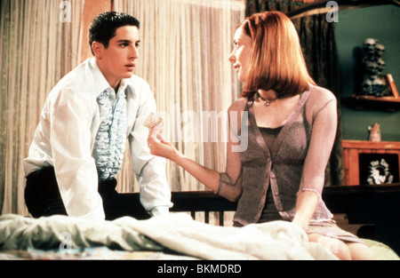 Jason Biggs & Alyson Hannigan Film: American Pie (1999) Characters: Jim ...