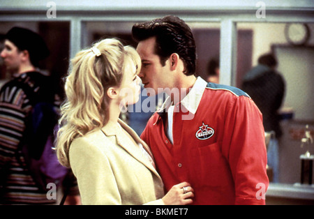 BEVERLY HILLS 90210 (TV) JENNIE GARTH, LUKE PERRY BHN 090 Stock Photo