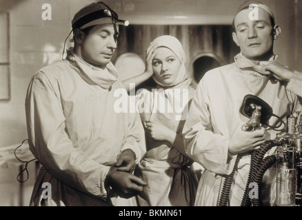 GREEN FOR DANGER (1946) LEO GENN, SALLY GRAY, TREVOR HOWARD GFD 001 Stock Photo