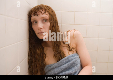LADY IN THE WATER (2006) BRYCE DALLAS HOWARD LWAT 001-19 Stock Photo