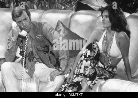 LE MAGNIFIQUE (1974) JEAN-PAUL BELMONDO, JAQUELINE BISSETT MAGN 002 Stock Photo