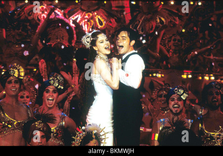 MOULIN ROUGE! (2001) NICOLE KIDMAN, EWAN MCGREGOR MORO 014 Stock Photo