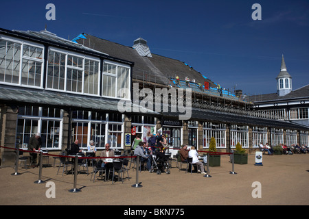 the tourist information centre in the pavilion in the pavilion gardens Buxton Derbyshire England UK Stock Photo