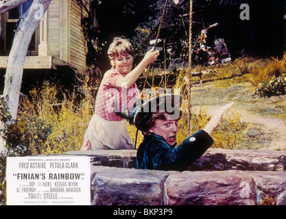 FINIAN'S RAINBOW (1968) PETULA CLARK, TOMMY STEELE FNR 021 Stock Photo