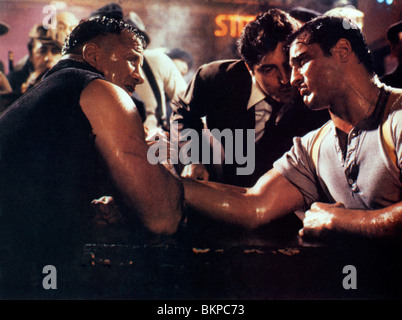 PARADISE ALLEY (1978) SYLVESTER STALLONE (DIR) PRA 004 MOVIESTORE COLLECTION LTD Stock Photo